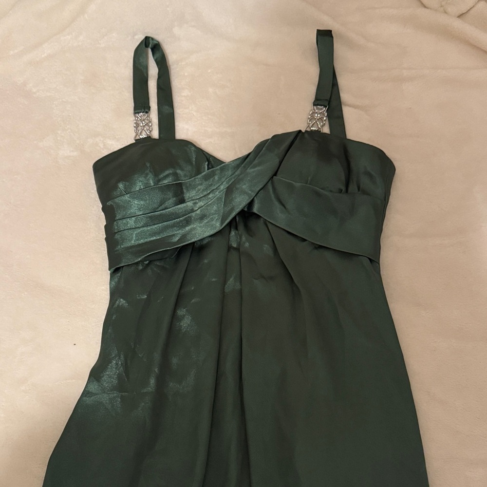 Elegant Green Evening Dress